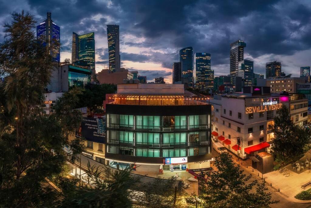 L303 Ac Rooftop Views Business C Apartment *